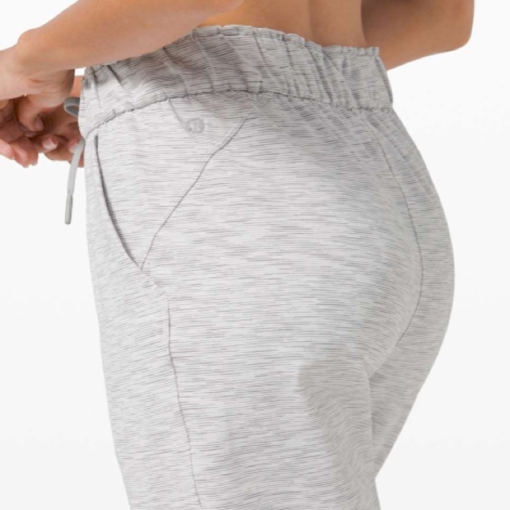 lululemon athletica Gray Women's Pants - Picture 4 of 11